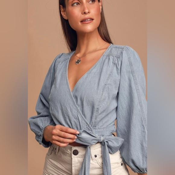 NWT Free People Sophie Light Wash Denim Wrap Top - Picture 2 of 6